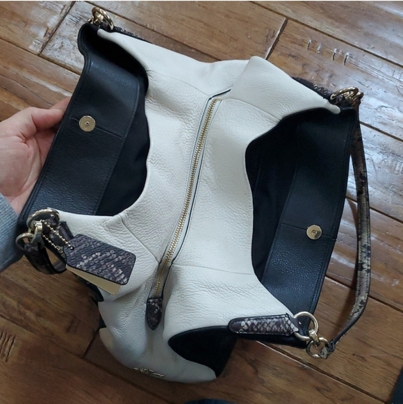 Coach Phoebe exotic trim hobo bag - Picture 11 of 16